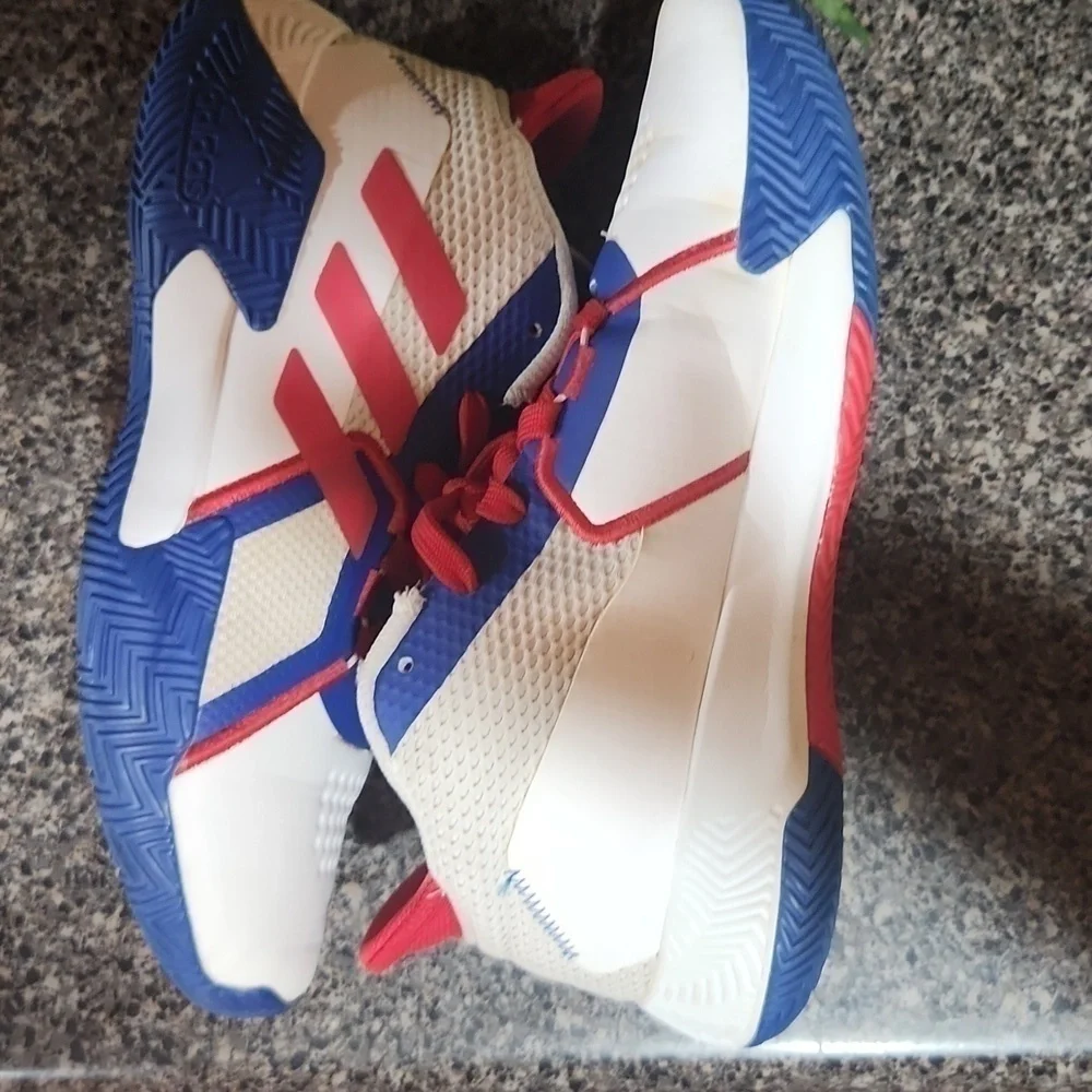 ADIDAS court shoes youth size 6 red white blue good condition